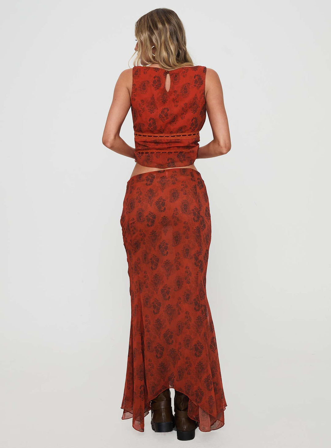 Nikolise Maxi Skirt Red