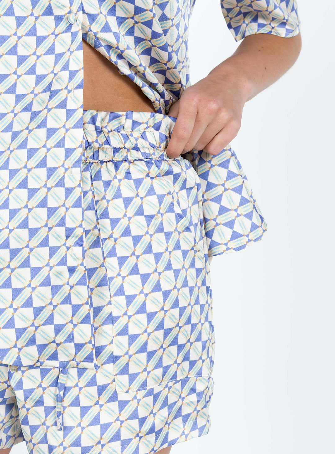 Gilda Shorts Blues Geo