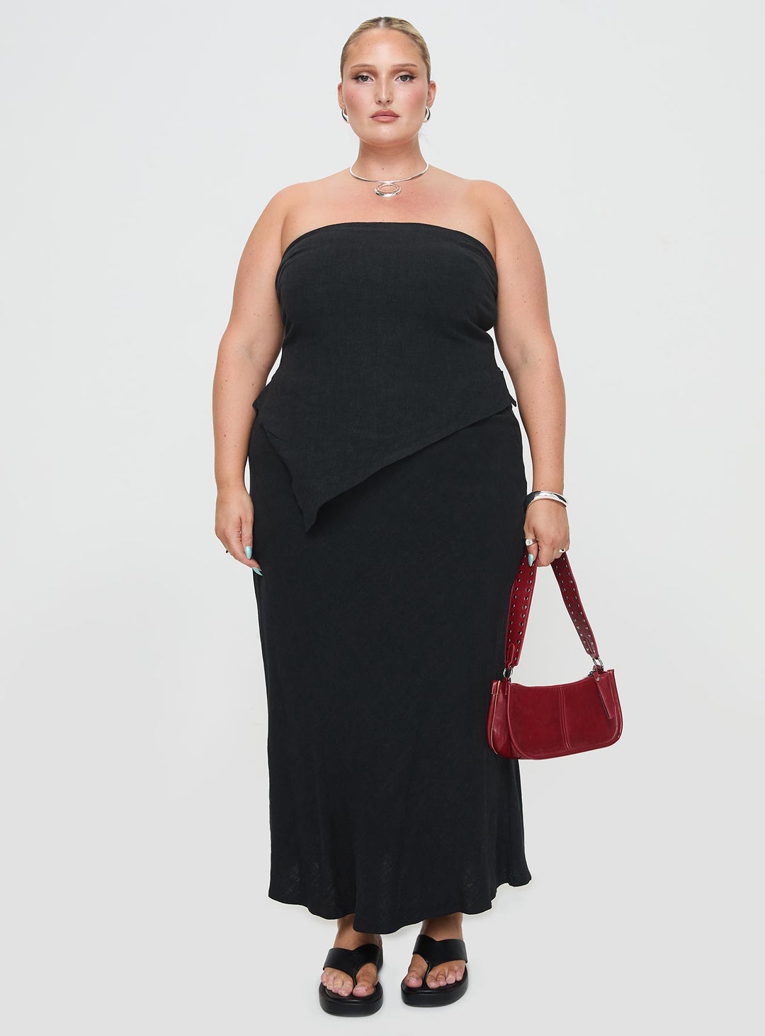 Birdie Asymmetric Linen Blend Top Black Curve
