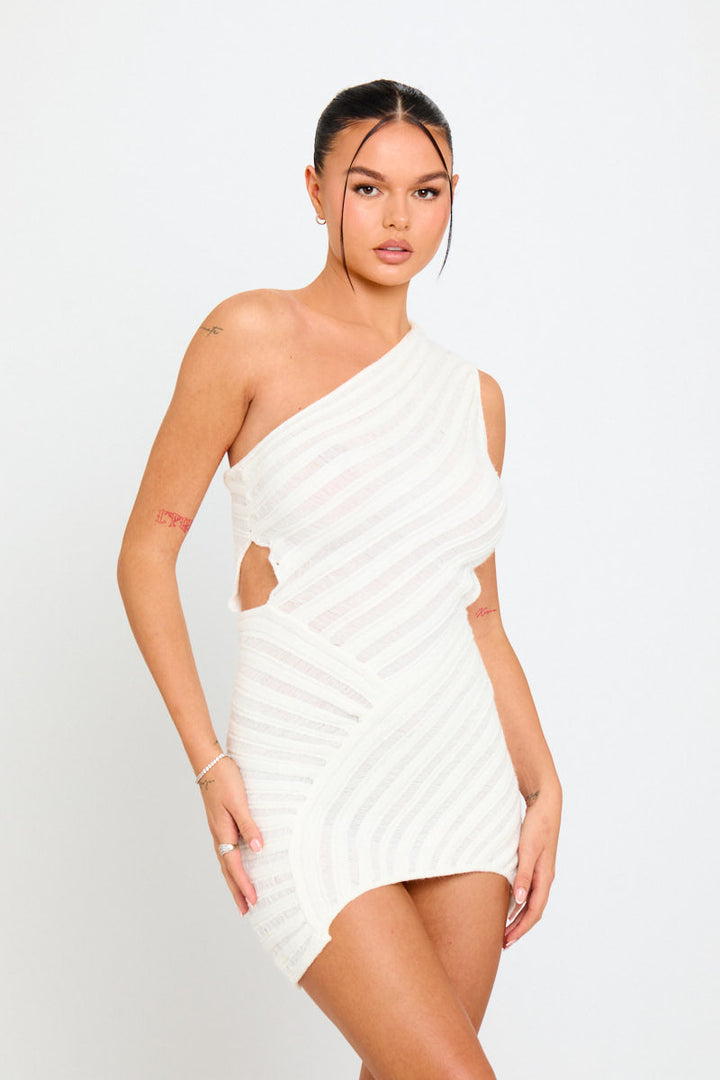 Weißes Minikleid aus Strick mit einer Schulter