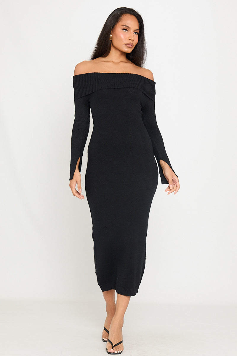 Schwarzes, schulterfreies, langärmliges Maxikleid aus Strick