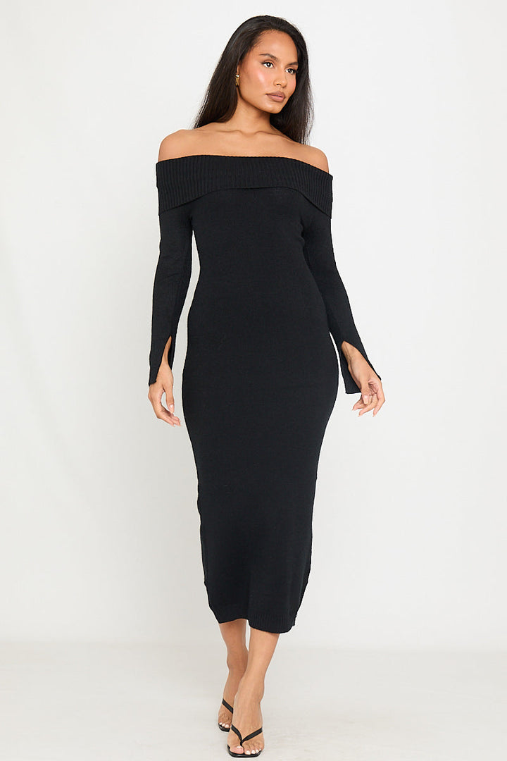 Schwarzes, schulterfreies, langärmliges Maxikleid aus Strick